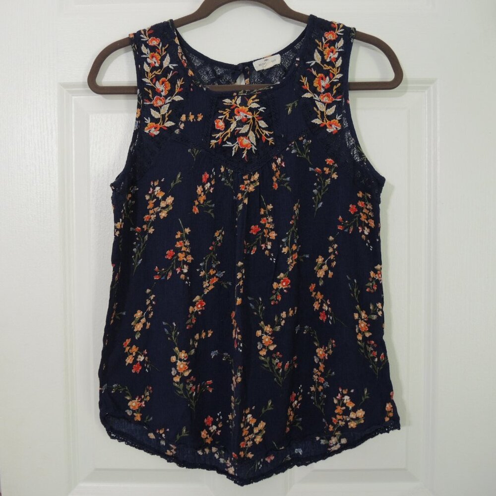 Mason & Belle Dressy Tank Top Dark Blue Floral Size Medium?